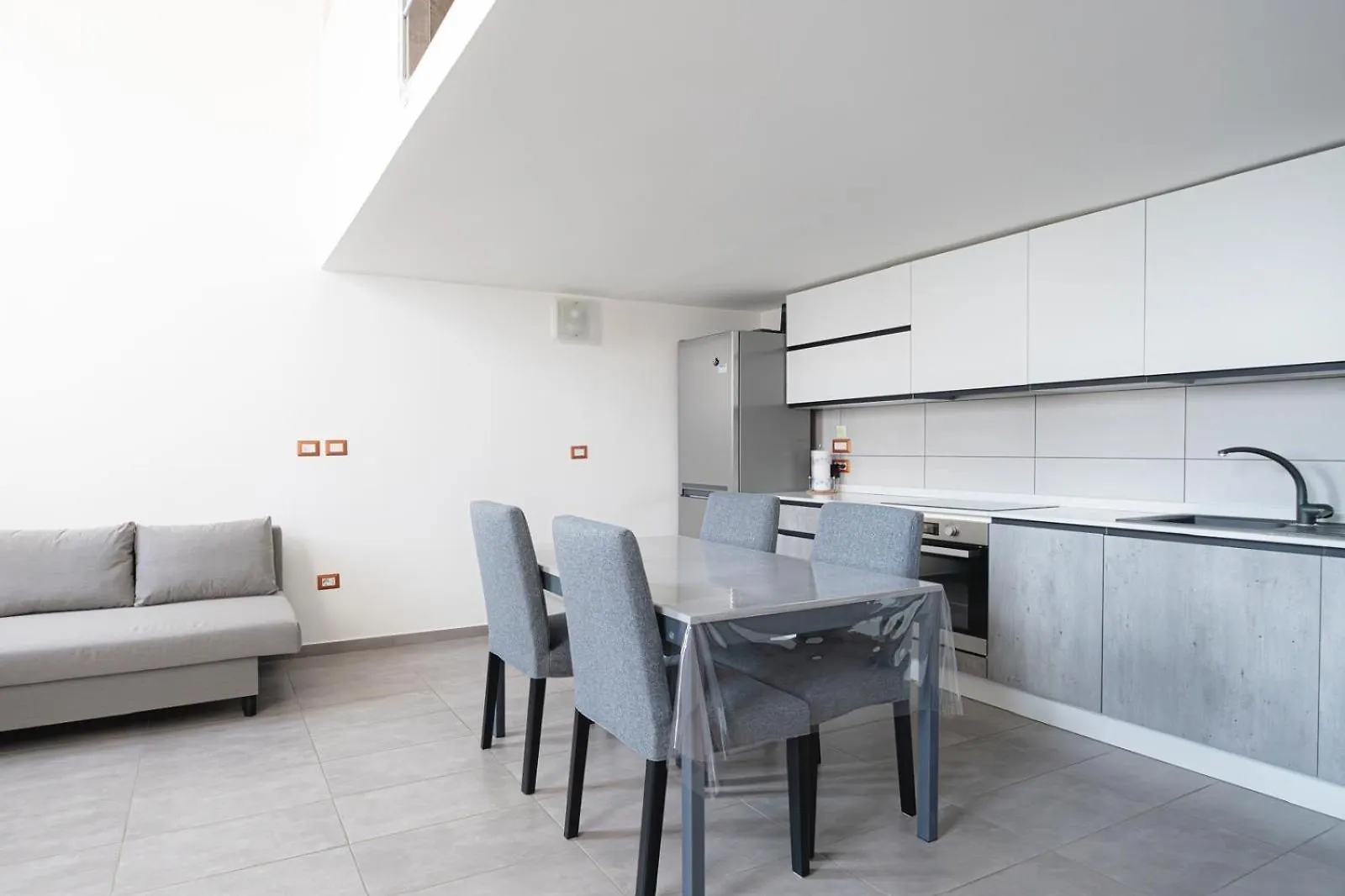 Al 42 A 20 Minuti Dal Centro Di Milano Apartment Sesto San Giovanni Italy